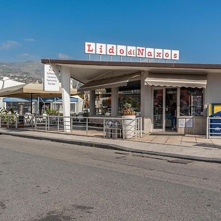 Ferienwohnung Naxos Bay Flat With Terrace 50 Meters From The Sea Giardini-Naxos Exterior foto