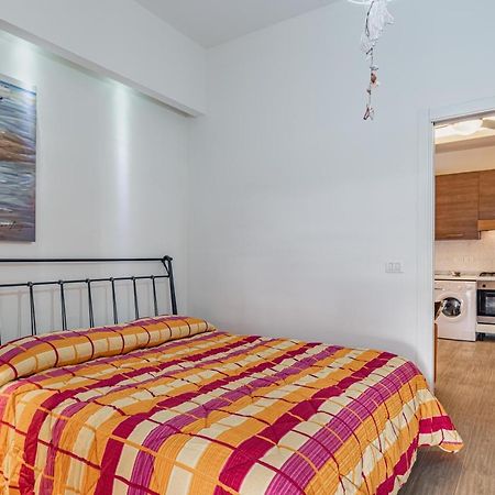 Ferienwohnung Naxos Bay Flat With Terrace 50 Meters From The Sea Giardini-Naxos Exterior foto