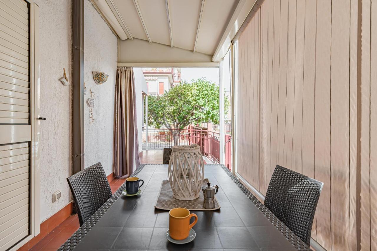 Ferienwohnung Naxos Bay Flat With Terrace 50 Meters From The Sea Giardini-Naxos Exterior foto
